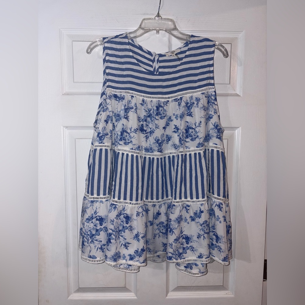 Women’s XL Entro boutique brand sleeveless top